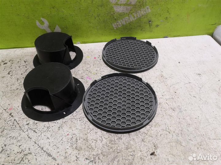 Решетка динамика Рено Клио 2 Симбол