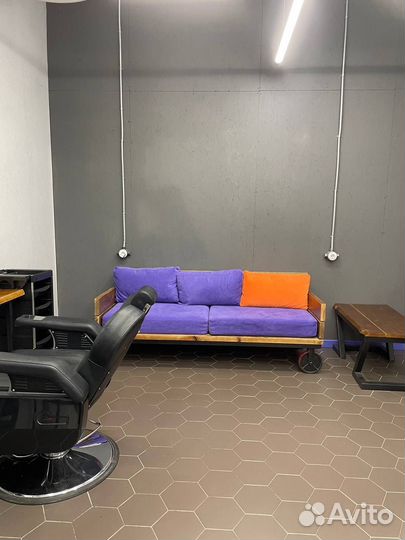 Сдам место барбера в аренду по часам