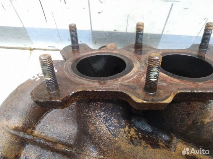 Коллектор выпускной Jetta 2006-2011