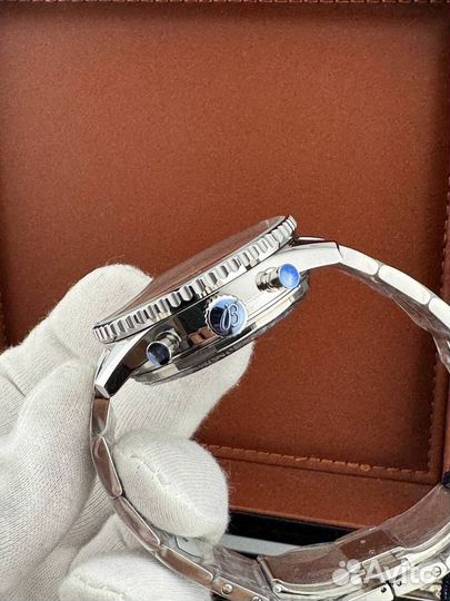 Часы Breitling Navitimer Green Dial