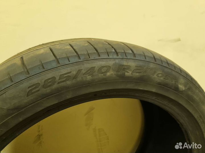 Pirelli P Zero 215/40 R21