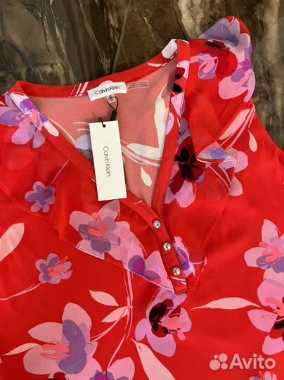 Топ Calvin Klein. NEW