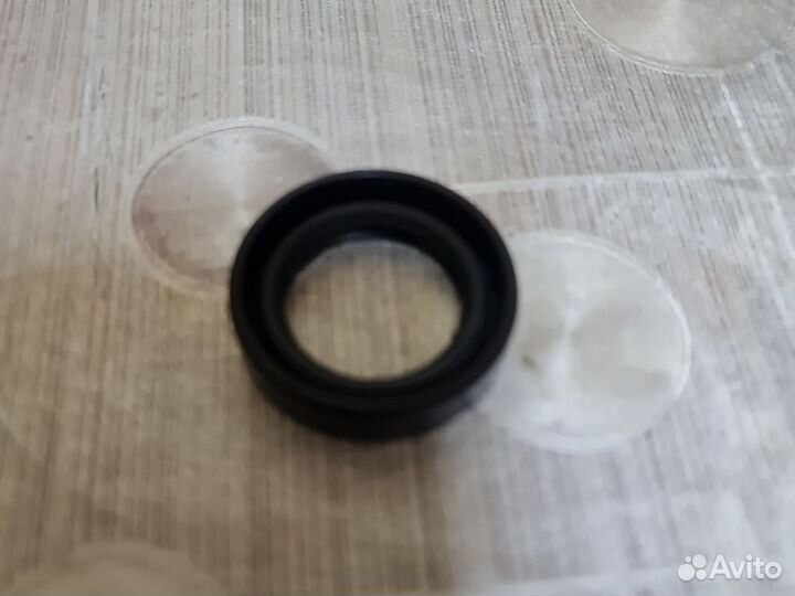 Сальник свечных колодцев для Nissan Teana J31