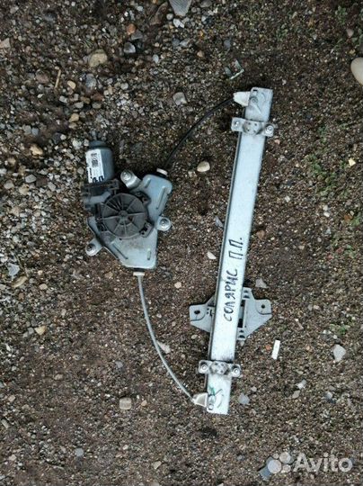 Стеклоподъемник передний правый Hyundai Solaris RB