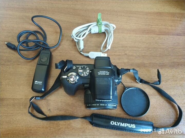 Цифровой фотоаппарат Olympus SP-565 UZ