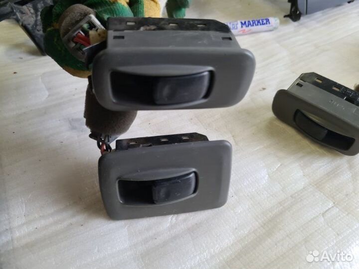 Кнопка стеклоподъемника Kia Sportage 2006