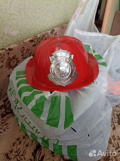 Каска пожарного