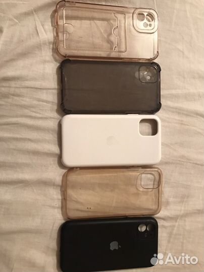 Чехол на iPhone 11