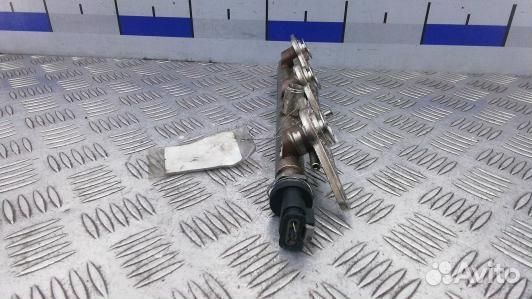 Топливная рампа бензиновая mercedes benz M-class W