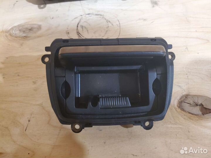 BMW F10 пепельница