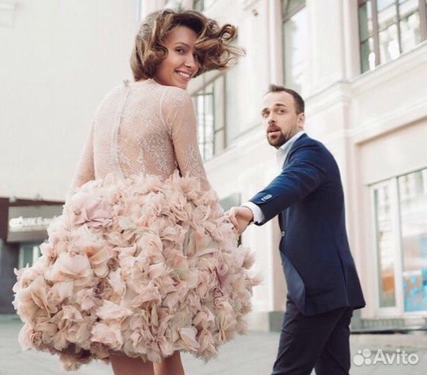 Короткое свадебное платье