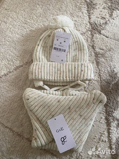 Комплект шапка, шарф