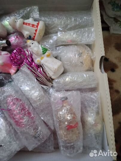 Коробка с советскими елочными игрушками