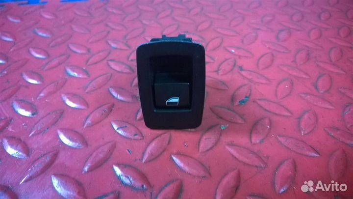 Кнопка стеклоподъемника BMW X3 F25