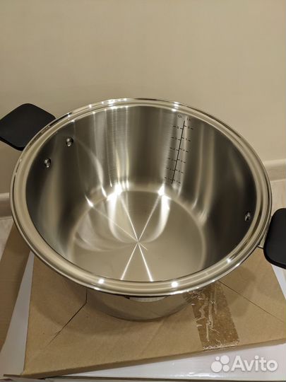 Tupperware кастрюля 7 л. Новая