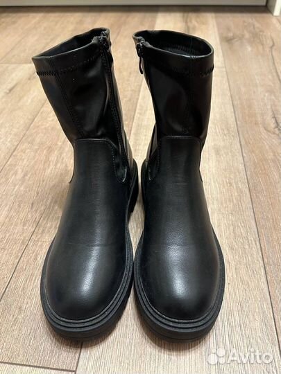 Ботинки женские reserved