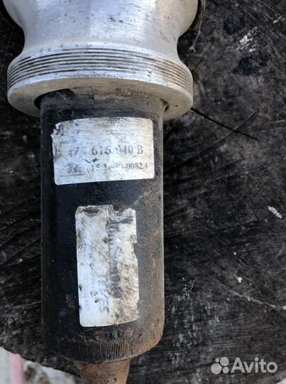 Передняя стойка пневмоподвески