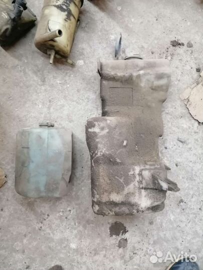 Расширительный бачок ауди 100 омывателя