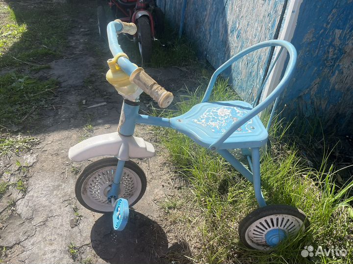 Велосипед с родительской ручкой