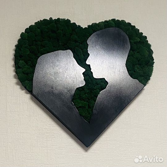 Панно из стабилизорованного мха на заказ