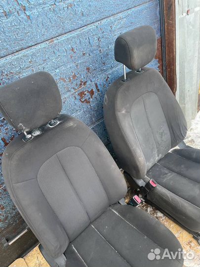 Передние сидения с подогревом Hyundai Elantra 4 HD