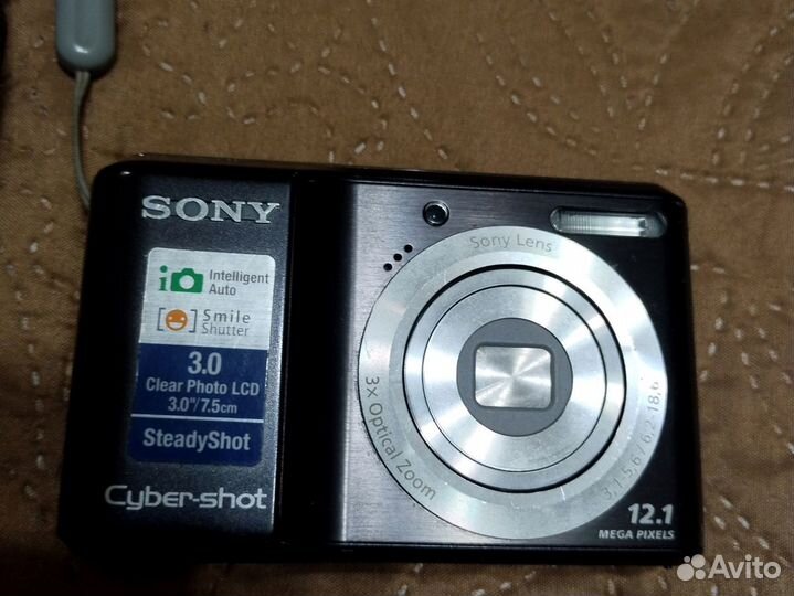 Цифровой фотоаппарат sony