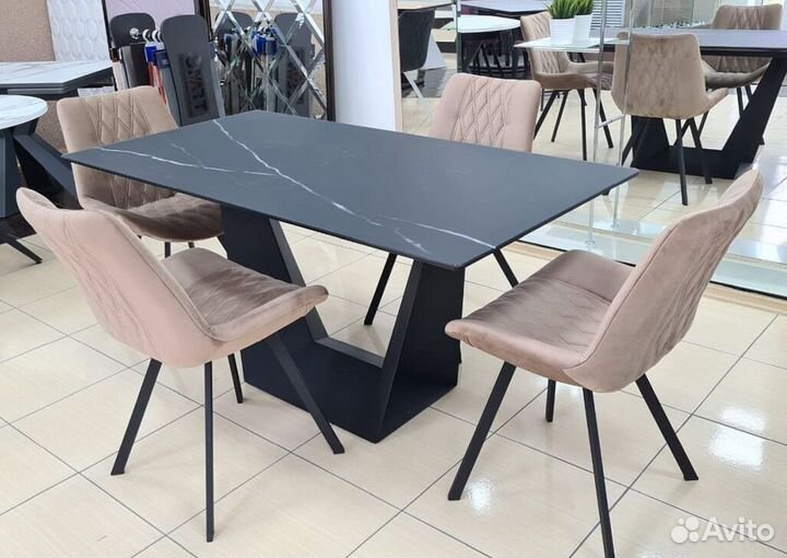 Стол повашимразмерам SVR-26204