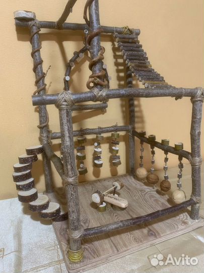 Игровой стенд, присада для попугая