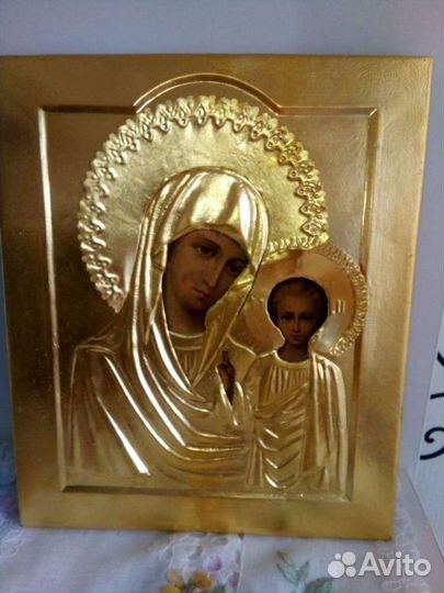 Золочение сусальным золотом, серебром, поталью