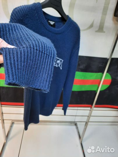 Свитер Balenciaga