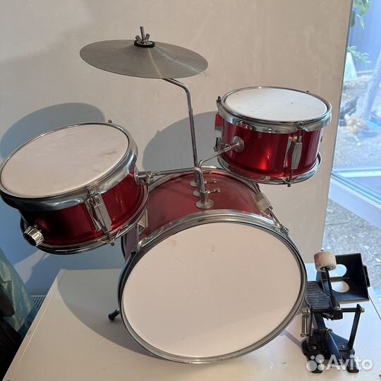 Детская ударная барабанная установка