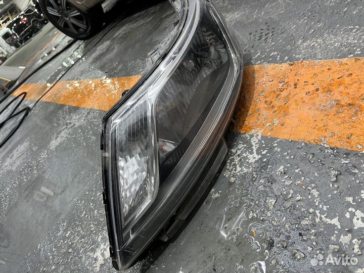 Фара на kia rio 3 левая