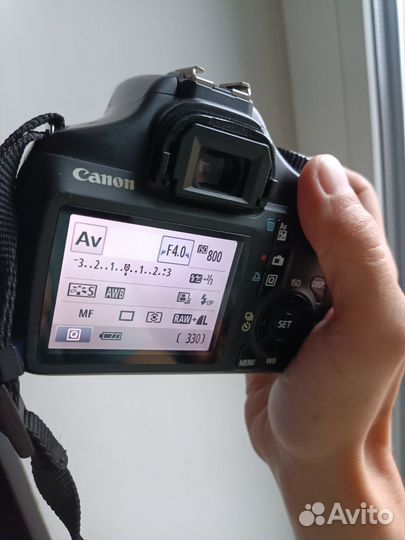 Зеркальный фотоаппарат Canon eos 1100d