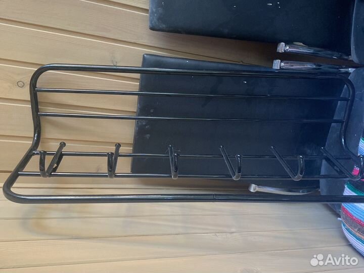 Вешалка настенная