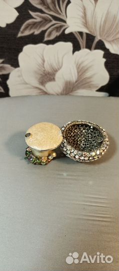 Шкатулка для ювелирных украшений