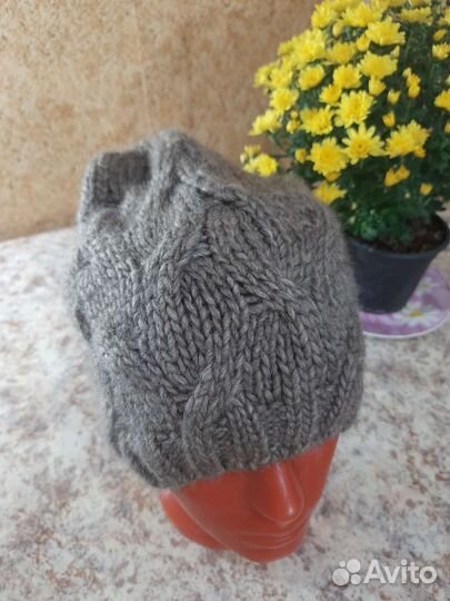 Шапка из шерсти