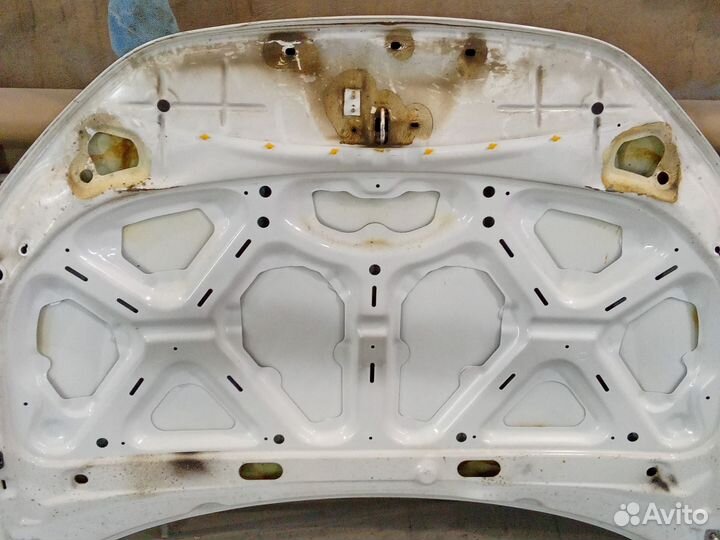 Капот на гранту