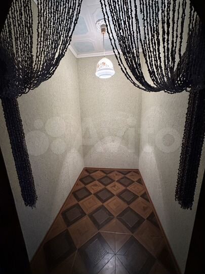 2-к. квартира, 60 м², 3/3 эт.