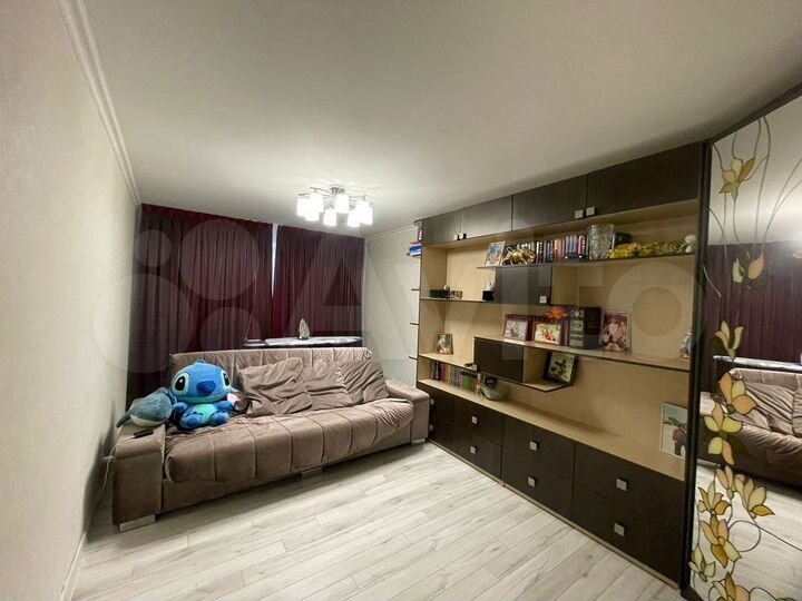 3-к. квартира, 64 м², 2/10 эт.