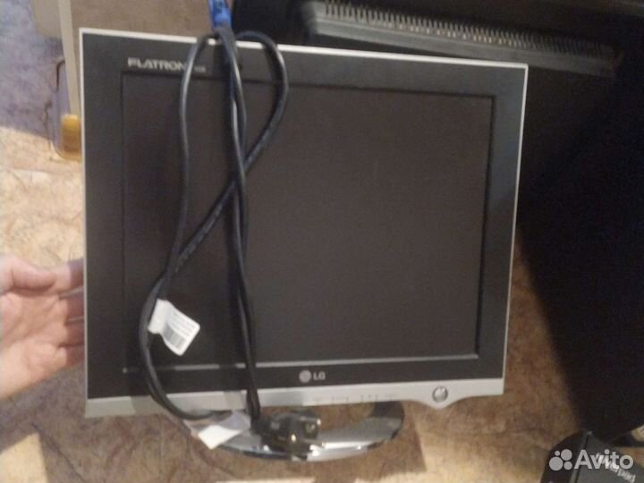 Монитор LG 15