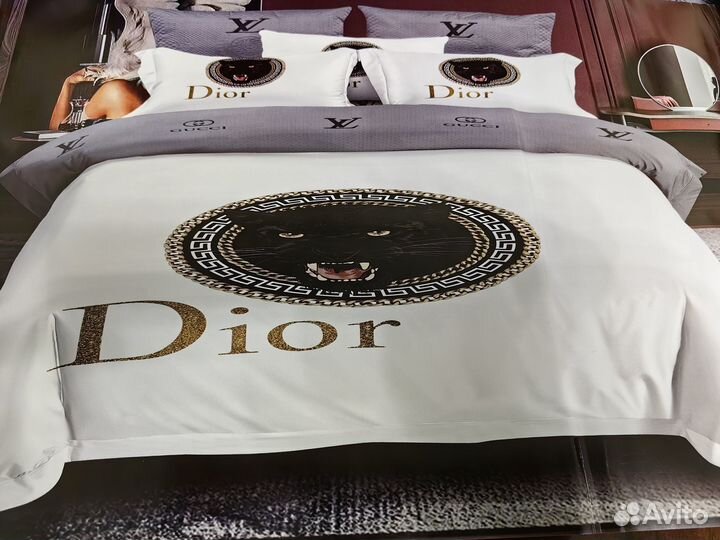 Постельное новое белье евро