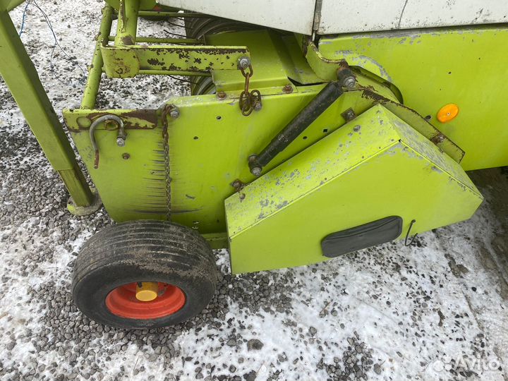 Пресс-подборщик Claas Rollant 66, 2001