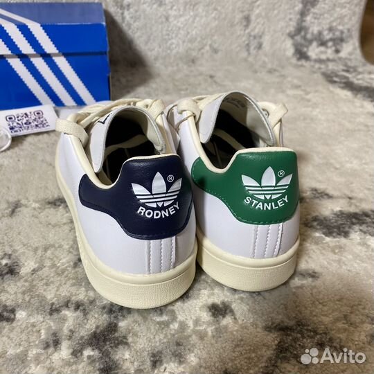 Кроссовки Adidas Originals Stan Smith новые 8UK