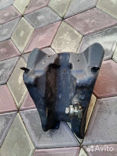 Бензобак на мотоцикл питбайк