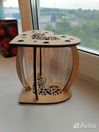 Необычная ваза для цветов