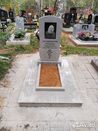 Памятник из сибирского гранита