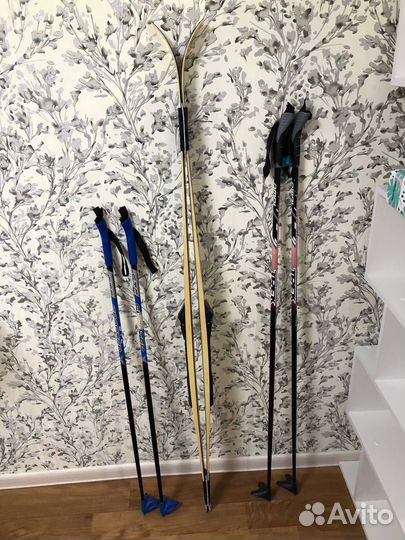 Лыжи sns 151 см, лыжные палки 104, 128 см