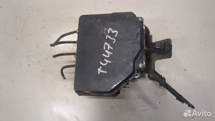 Блок абс, насос Mitsubishi L200, 2015