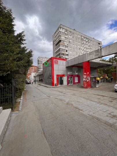 Торговая площадь с отдельным входом, 32.6 м²