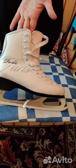 Коньки фигурные новые